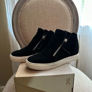 Steve Madden sneakers